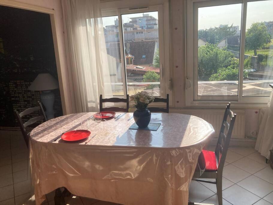 Appartement T2 Lumineux Chu Stade Gaston Gerard 2 Nuits Minimum Dijon Exterior foto